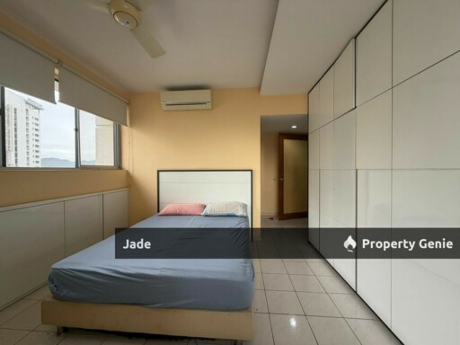 Fully Furnished 3-Bed Condo @  Mont Kiara Pines , Vacant Now