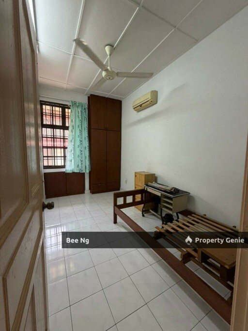 Taman Molek / Single Storey Terrace 22x75 / G&G