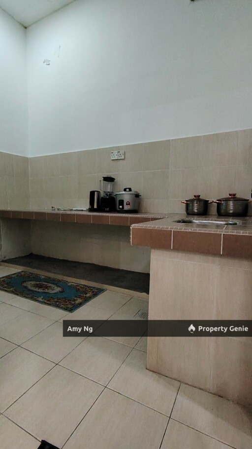 FreeHold Facing Field 2.5 Storey Botani