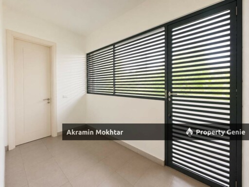 Freehold, Facing Open & Partially Furnished | 2 Storey SemiD Beethoven, Symphony Hills Cyberjay