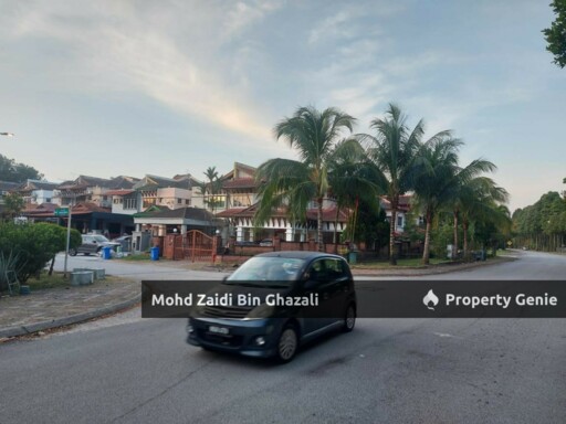 Corner Double Storey Terrace at Bukit Jelutong, Selangor