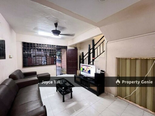 Impian Emas Double Storey Fully Furnished House For Rent