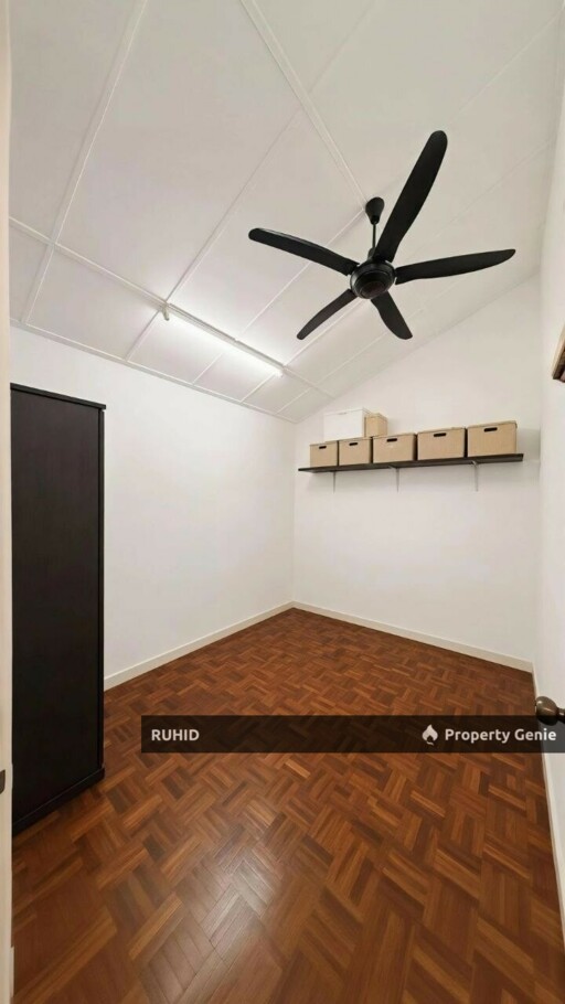 Renovated Single Storey Terrace House @ Taman Rinting Masai | 4 Bedrooms | Attic Room | Freehold