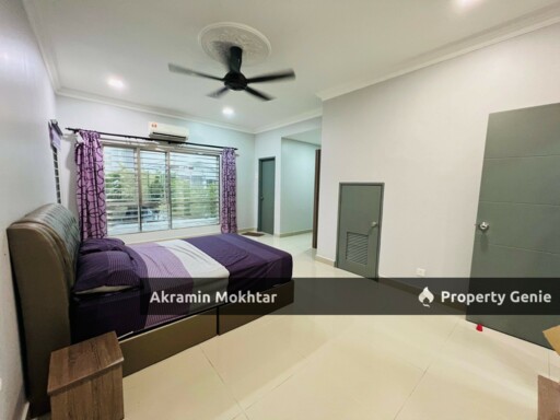 IFRERHOLD, CORNER UNIT & FULLY FIRNISHED | 3 Storey Terrace Taman Universiti, Bangi