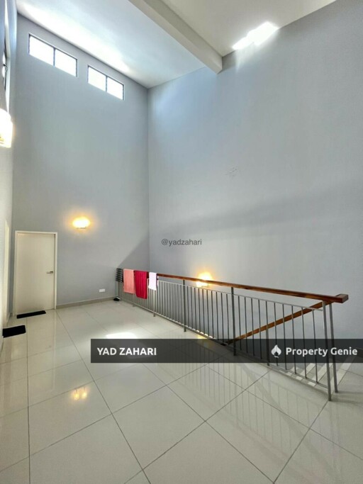Crescent Park, Bukit Mahkota, Kajang | Townhouse 3+2 Rooms | RM640K - Fully Furnished, Renovated With Bigger Upper Unit