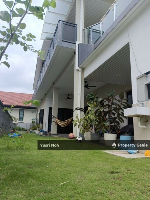 SEMI-D  GATED GUARDED @ QASEH 1, BK 8, BANDAR KINRARA