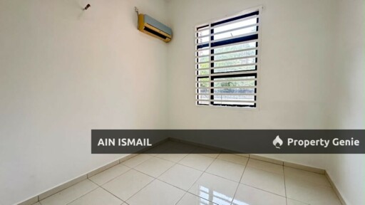CORNER LOT TERES SETINGKAT KG PADANG PERDANA, KUANTAN
