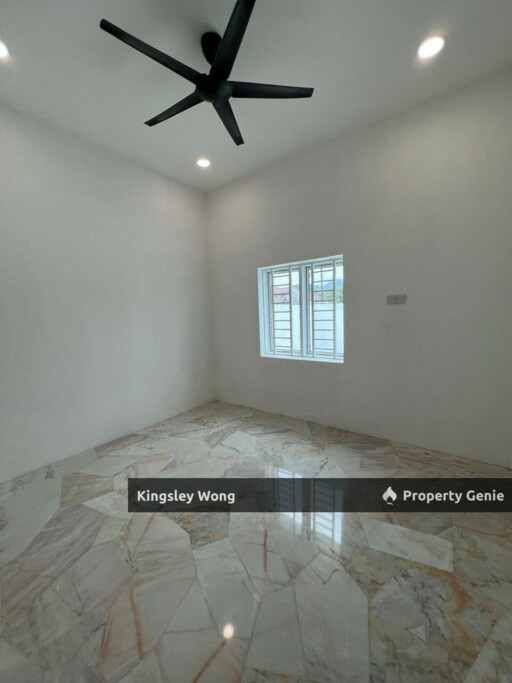Ipoh Taman Merdeka Lim Garden Freehold Single Storey Terrace Corner House  2916sqft