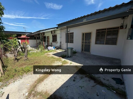Bercham Taman Ramai Single Storey Terrace House Basic Condition Near Schools light industry area