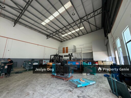 1.5 Storey Cluster Factory @ Eco Business Park 1 Kempas for Sale