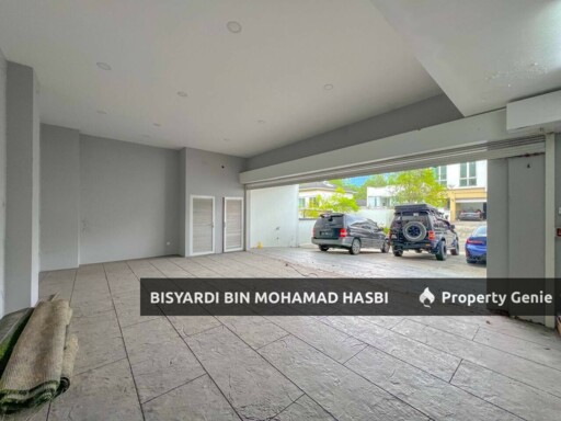 PRIVATE POOL 4 STOREY COURTYARD VILLA @ CONTOURS TAMAN MELAWATI