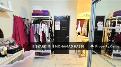 Facing Open Renovated 2.5 Storey End Lot Extra Land, Taman Puncak Saujana, Kajang.