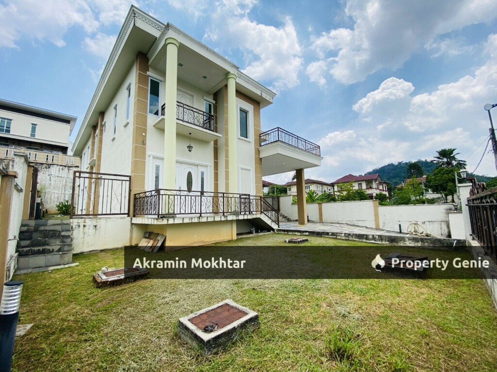FREEHOLD & FULLY RENOVATED | KEMENSAH HEIGHTS 2 STOREY BUNGALOW [INDIVIDUAL DESIGN]