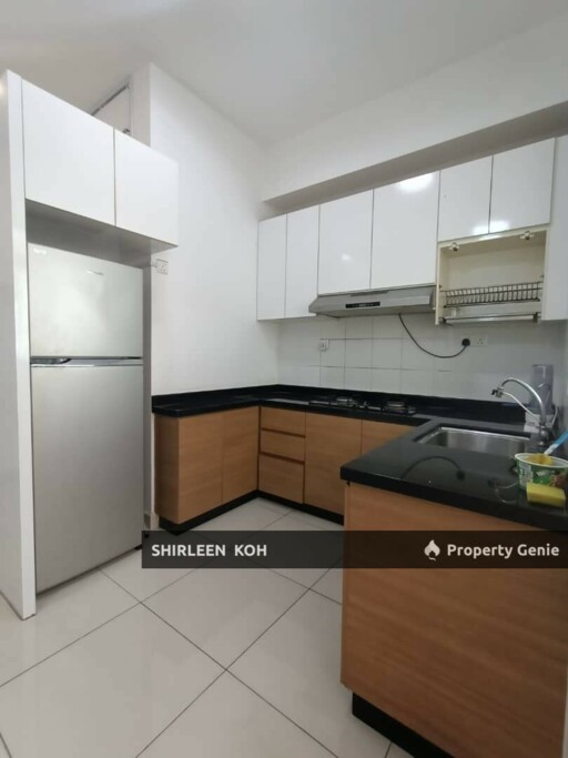 Balcony Room for Rent at Sky Suites @ Meldrum Hills