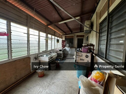 Jalan Muar Single Storey Cornet Lot Sale