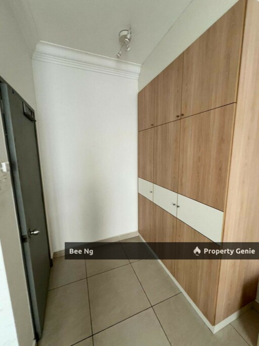 Golden Sands Seaview Residence