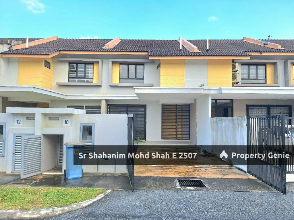 Double Storey Taman Galaksi, Bandar Mahkota Banting, Selangor