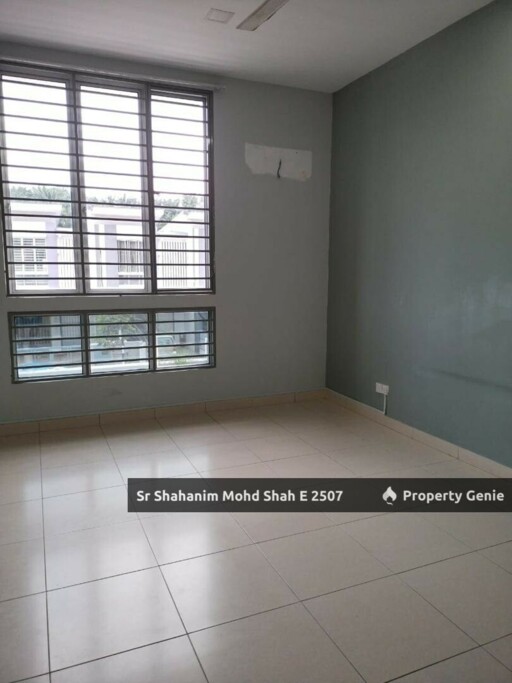 DOUBLE STOREY TERRACED HOUSE FOR SALE - ACACIA PARK PHASE 1, BANDAR TASIK PUTERI