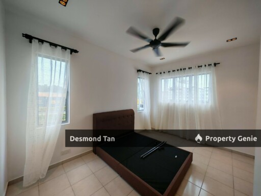 2 Storey Hermoso Forest Height, Broadhill, Arden Hill, Seremban (90% Fully Furnished with Kitchen Table Top)