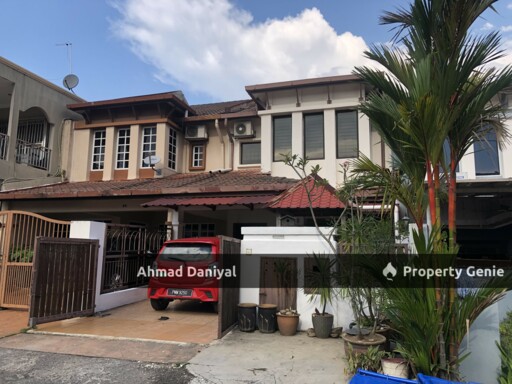 Double Storey Terrace @ U5 Jalan Qamari Subang Bistari Shah Alam For Rent