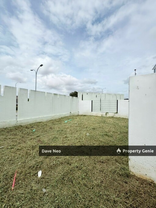 Iconia Garden Taman Impian Emas Single Storey Terrence House Corner Lot with Big Land