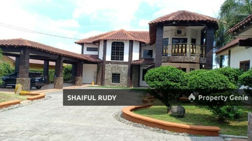 Bungalow with Private Pool @ Paya Jaras
