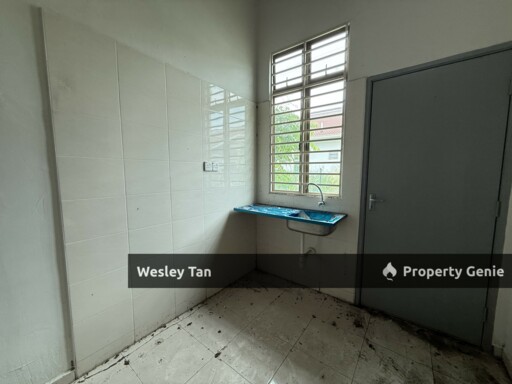 Taman Tanjung Minyak Perdana , Melaka - 1 Storey Terrace House | Bare Unit | Below Value | Serious Owner , View To Offer