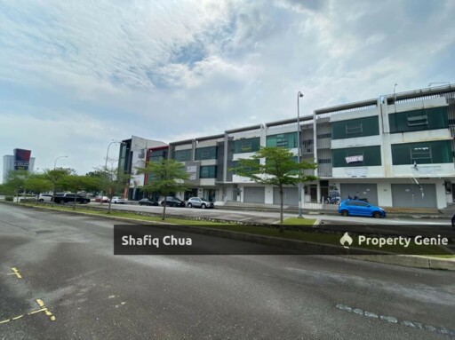 2 Adjoining Corner & Intermediate Shop Office in D'Alpina Business Park Puchong