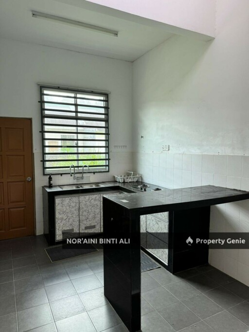 🏡 RUMAH TERES SETINGKAT SERI DAMAI MAKMUR 2, KUANTAN UNTUK DIJUAL 📍 Seri Damai Makmur 2, Kuantan