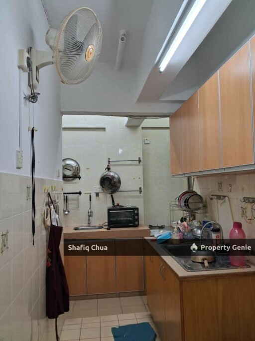 Level One Red Ruby Apartment Taman Universiti, Seri Kembangan For Sale