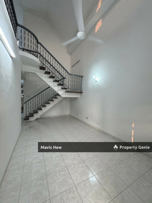 For Rent, Taman Rinting @JALAN BERINGIN 1X, 1.5-Storey, Partial Furnished