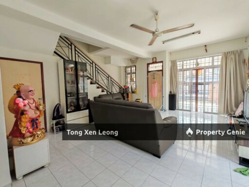 Ayer Keroh Double Storey Corner Lot With 2624 Sqft Land