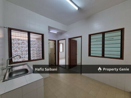 Single Storey Terrace Jalan Makyong Bandar Bukit Raja Klang