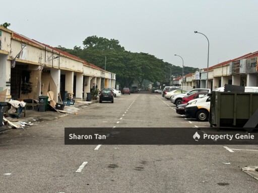 Warehouse For Rent With Easy Access To PPR Setia Indah