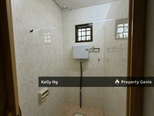 1 Sty Endlot House At Jenjarom For Rent
