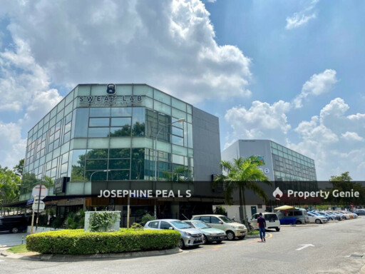 Corner Ground Floor Unit for Rent at The Trillium Lake Fields,Sg Besi