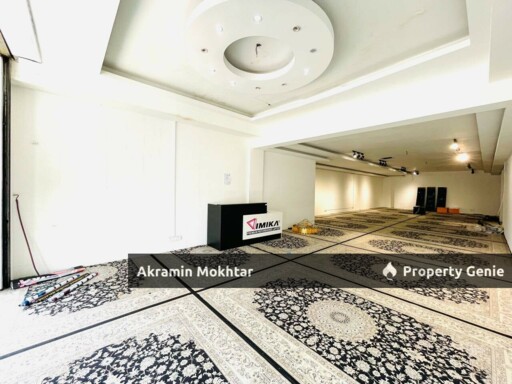 GROUND FLOOR, FACING PLAYGROUND & RENOVATED | SHOP LOT GROUND FLOOR INTERMEDIATE UNIT SERI KEMBANGAN