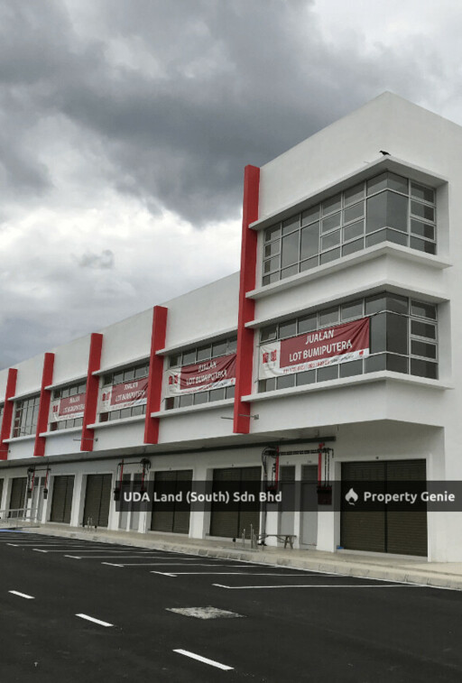 Neuvo Centro (Pac 2) @ Bandar UDA Utama
