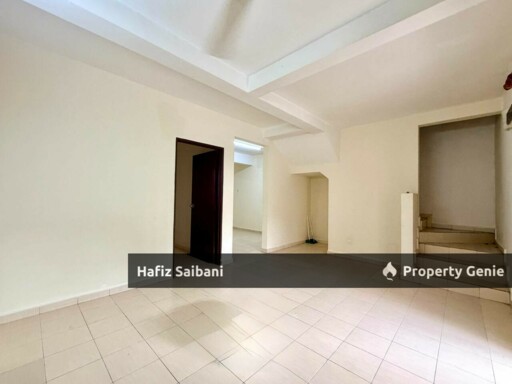 Double Storey Terrace Taman. Salak Baiduri Sepang