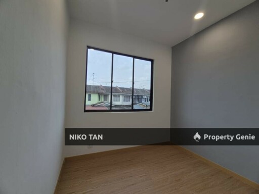 [RENOVATED]2Storey Jalan Sentosa 11, Taman Nusa Damai For Sale