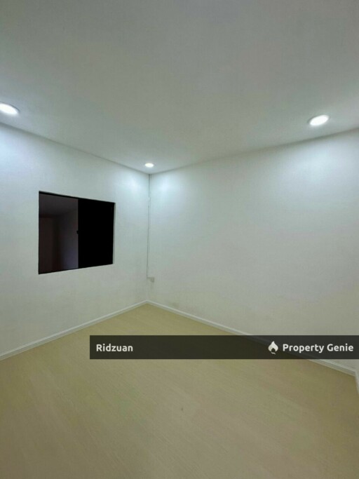 For Sale - Single Storey with Kitchen Expended