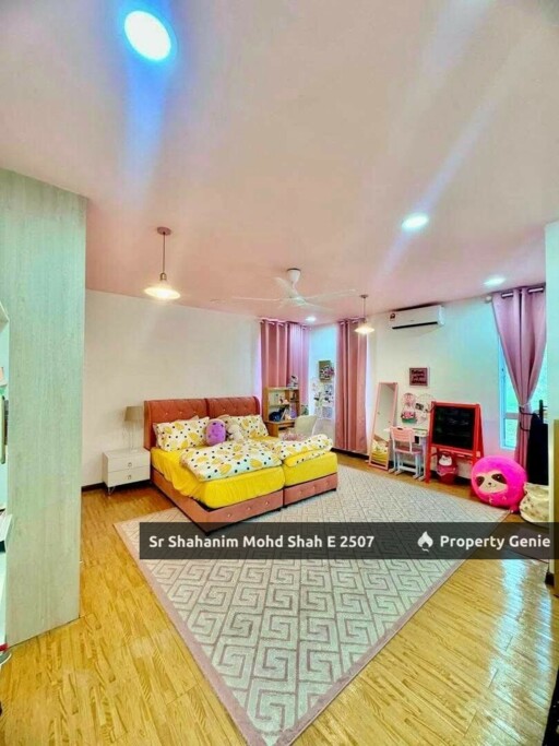 2.5 Storey Bungalow Laman Puteri Sikamat Negeri Sembilan