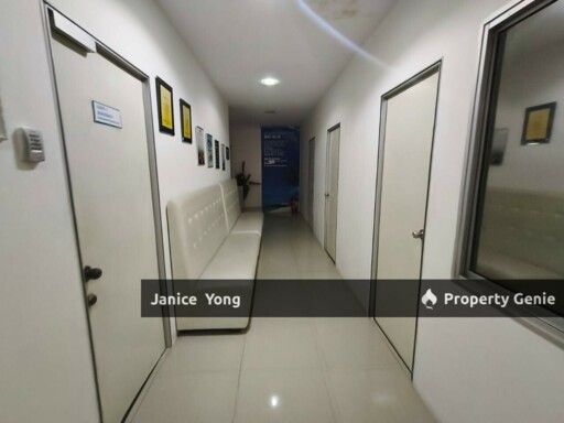 Taman Molek Shoplot For Rent