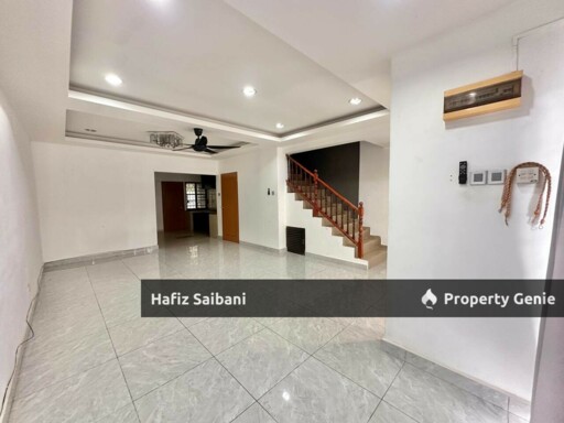 Double Storey Terrace Alam Jaya Bandar Puncak Alam
