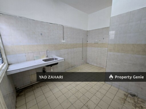 Taman Mutiara Kemuning, Shah Alam | 2-Storey Terrace 4+1 Bedrooms | RM500K - Facing Open with Spacious Land 20*70
