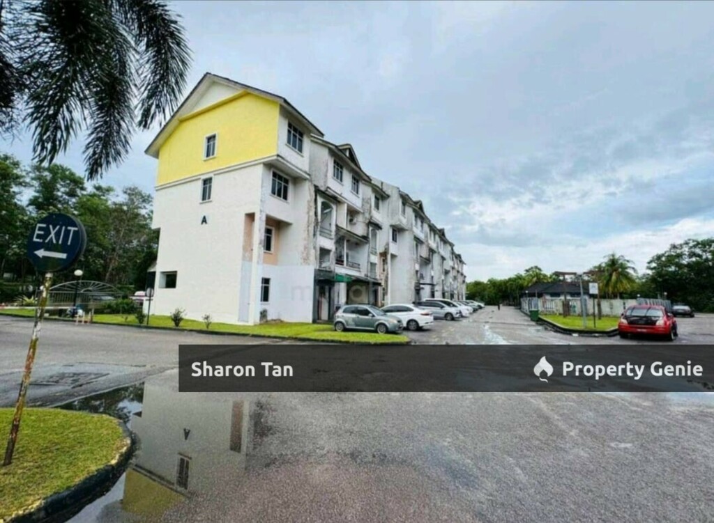 Summer Park Townhouse Seri Alam Masai Freehold Non Bumi Can Full Loan near school