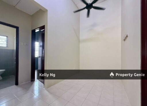 Double Sty House At Pandamaran Klang For Rent