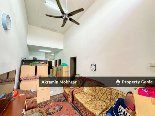 Renovated | 1 Storey Terrace House, Bandar Putera 2, Jalan Kebun Klang (KRISTAL 2)