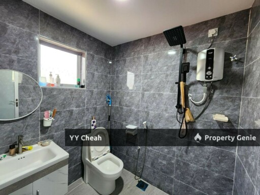 Menglembu Taman Rasi Ipoh For Sale Double Storey Fully Renovated Beautiful House 4rooms 4 Baths 22x70 Spacious