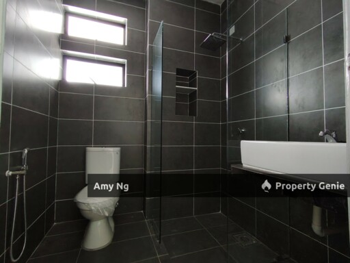 Never Occupied Ipoh Garden Double Storey Terrace For Sale